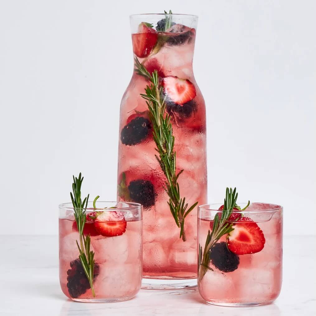 Pluck Tea - Hibiscus Berry Iced Tea